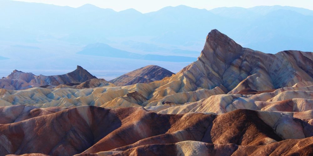 pexels-photo-226366-226366 Stunning view of rock formations in Death Valley under bright daylight.